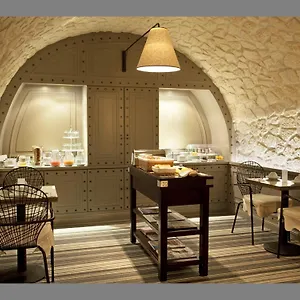 **** Hotel Thérèse Francia